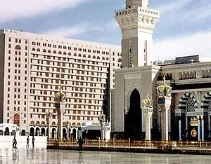 زيارة الفندق